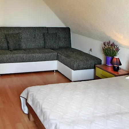 At The Kummerower In בית נופש