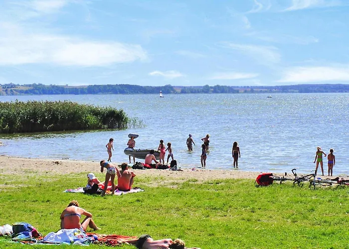 At The Kummerower In Tatil Evi